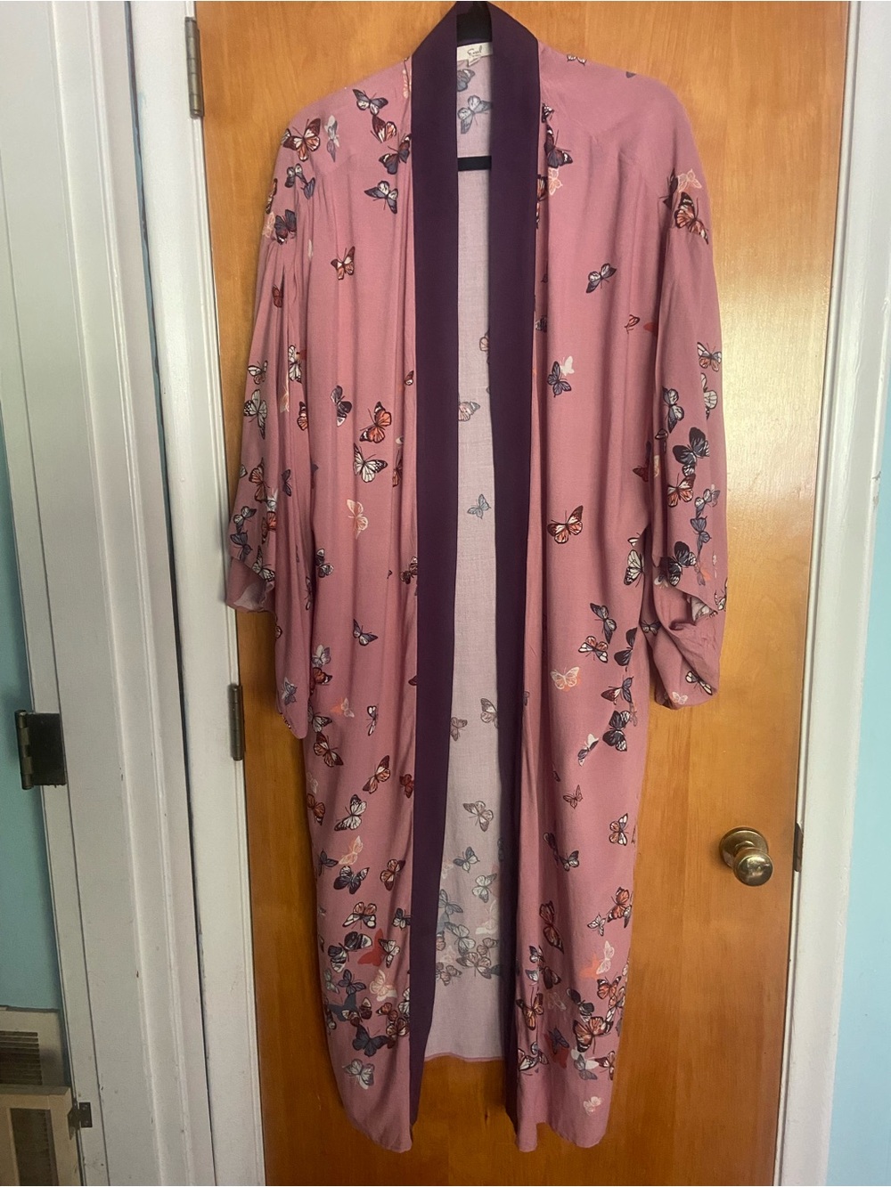 Easel Butterfly Kimono with Plum Trim